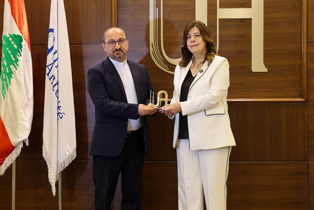 ندوة في الجامعة الأنطونية ضمن "الأسبوع الرياضي"وزيرة الشباب والرياضة: لجعل النشاط البدني جزءاً من الحياة اليومية في المدارس والجامعات