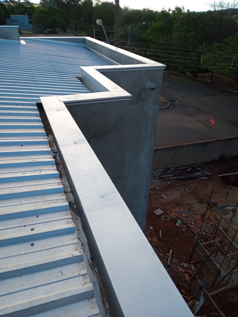 Calhas e Rufos Personalizados