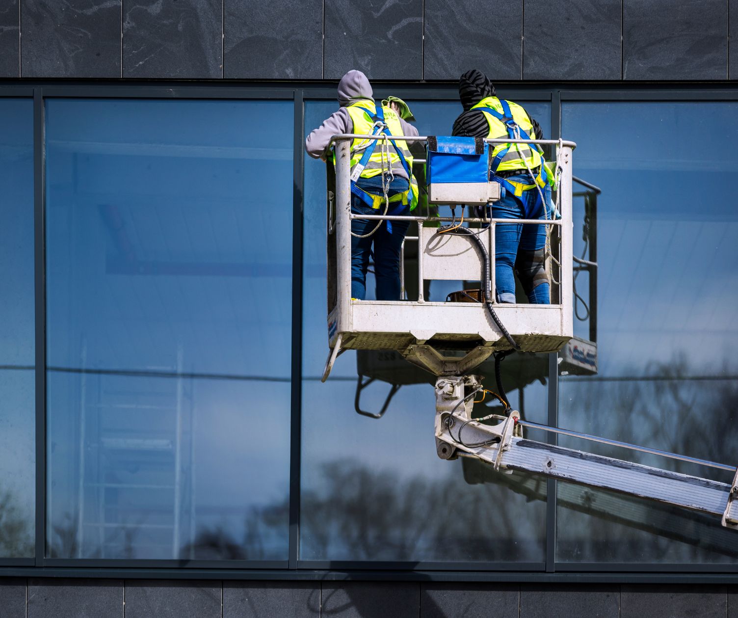 تنظيف الواجهات