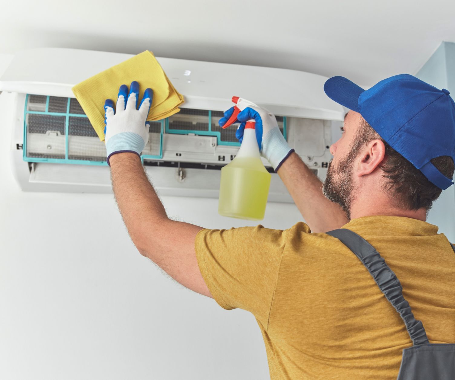 تنظيف وغسيل مكيفات