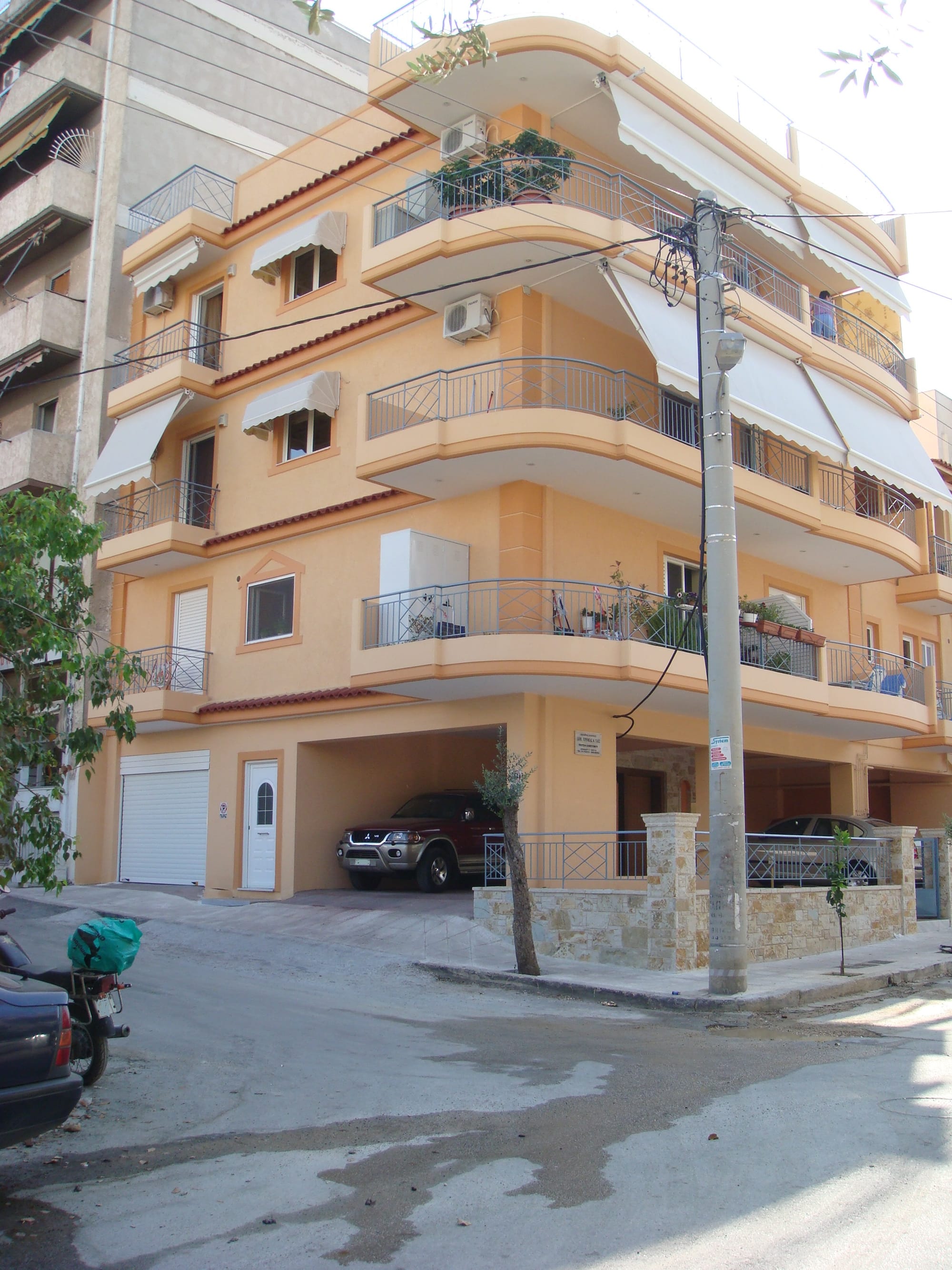 Μαινεμένης 2 Υμηττός