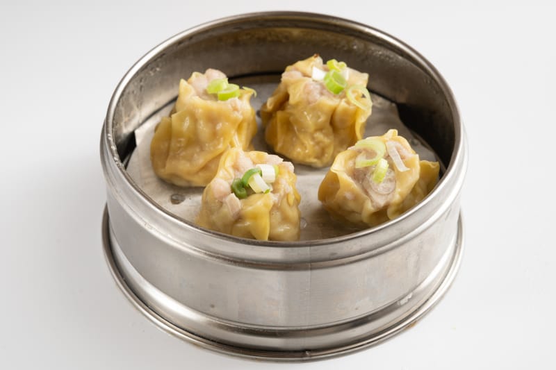 23- SIU MAI DE CERDO Y CAMARÓN 猪肉虾烧麦