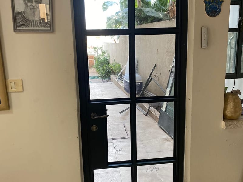 דלת בלגית thumbnail