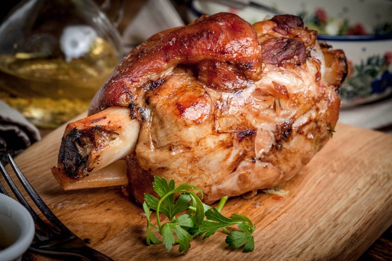 Kotsi (Pork shank)