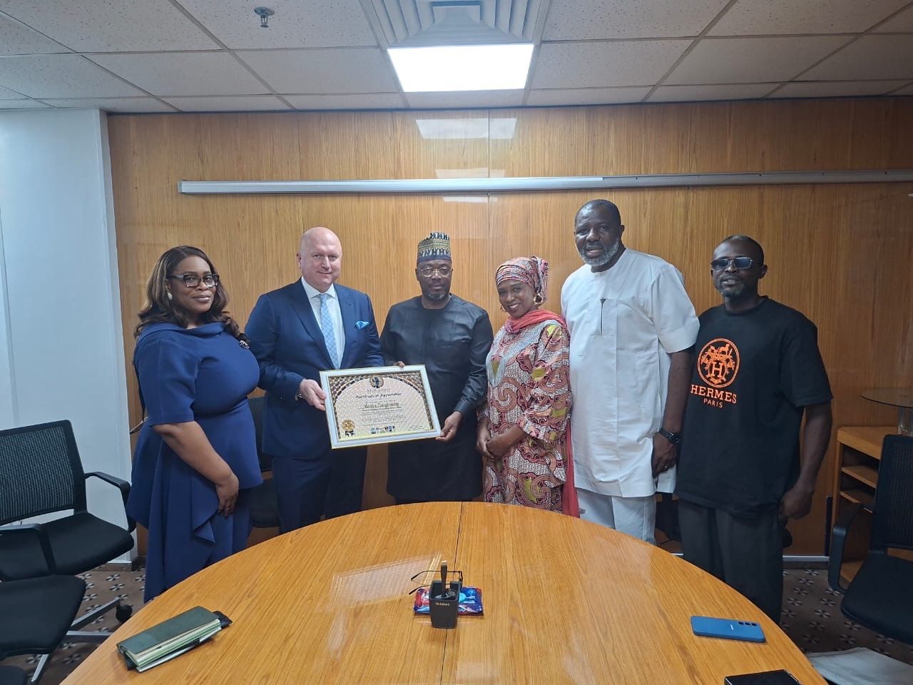 GLADi & Hilton partnership.