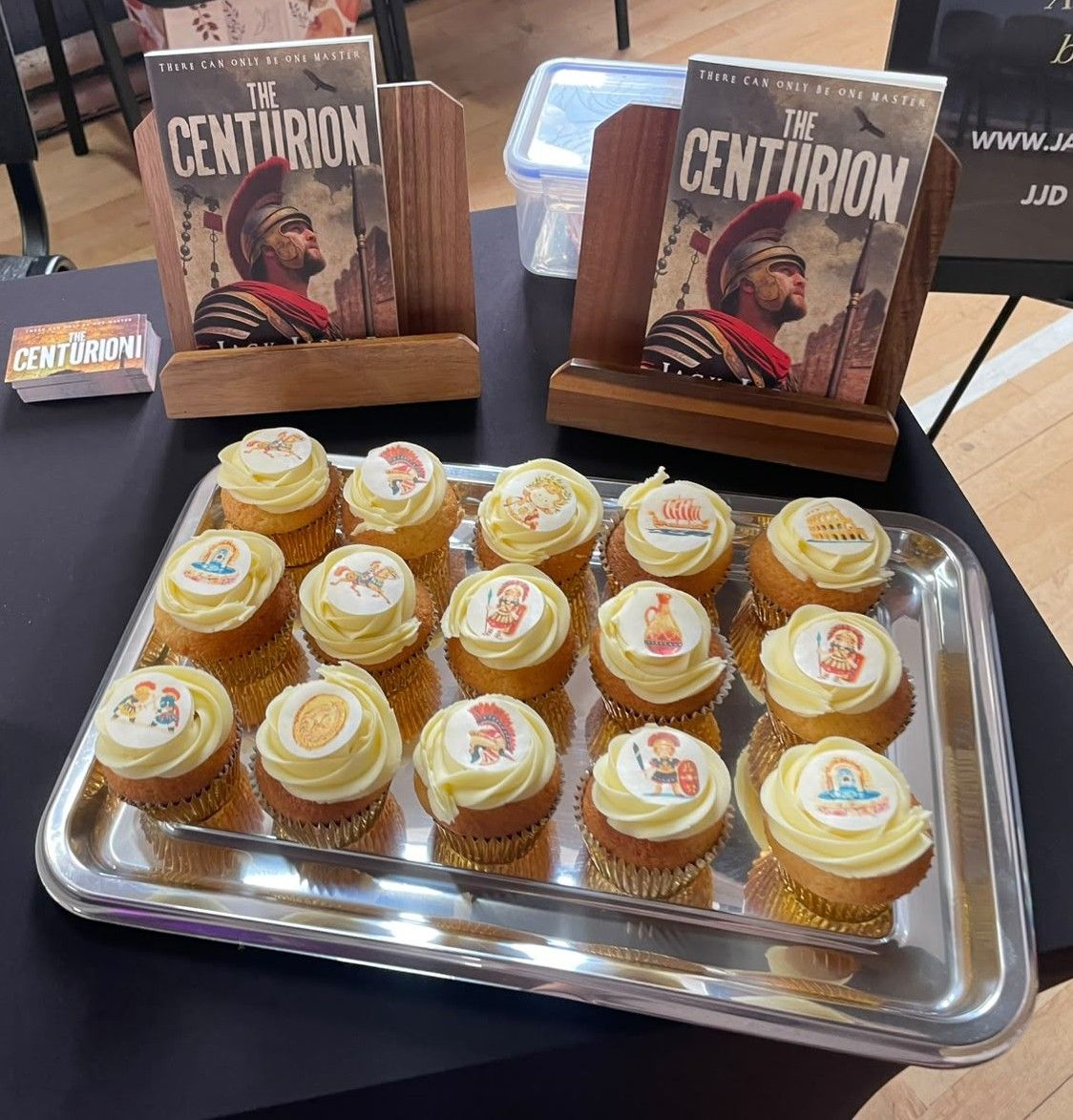 Roman cupcakes