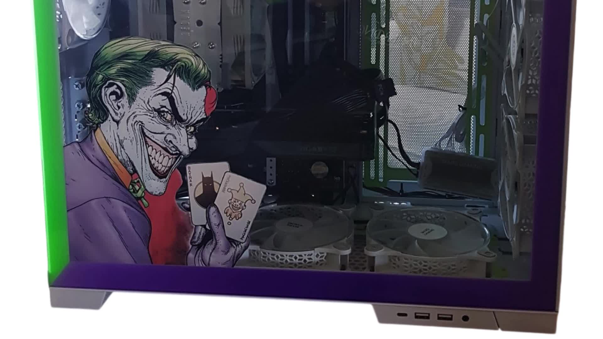 Caja de PC personalizada para fans de Batman | Arte, vinilo y aerógrafo