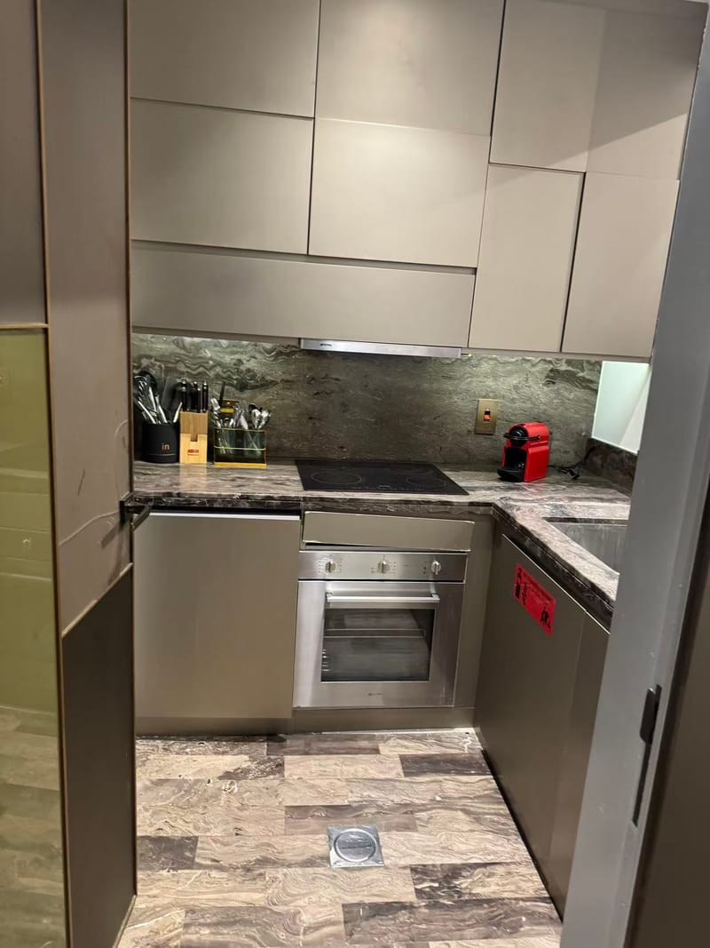 Dubai Marina 1-Bedroom Sea View Apartment for Rent