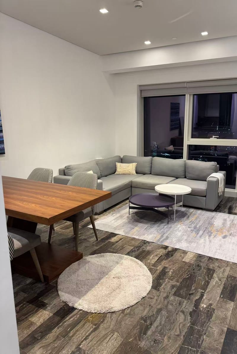 Dubai Marina 1-Bedroom Sea View Apartment for Rent