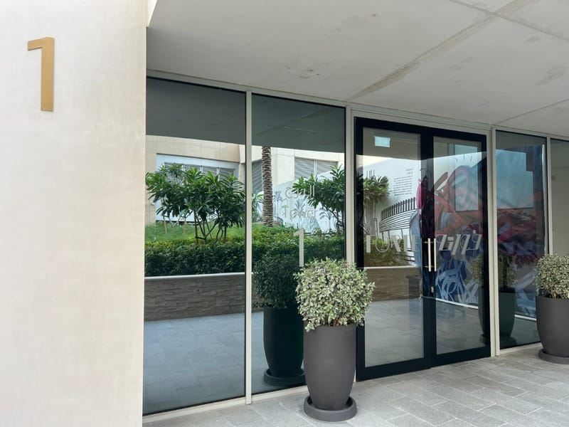 Downtown Dubai 3-Bedroom Fully Furnished Apartment for Annual Rent