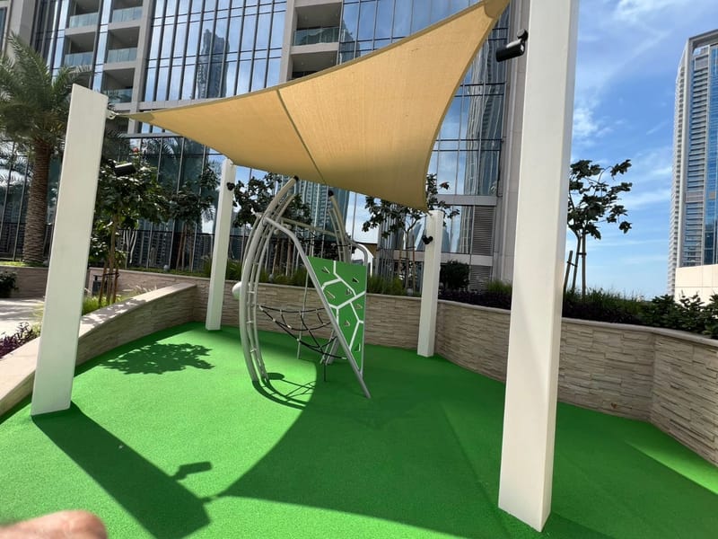 Downtown Dubai 3-Bedroom Fully Furnished Apartment for Annual Rent