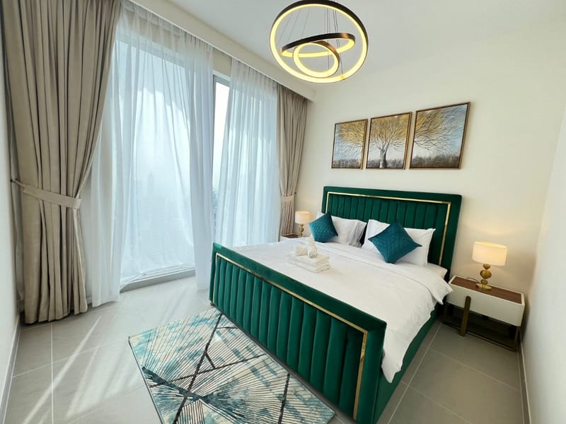 Downtown Dubai 3-Bedroom Fully Furnished Apartment for Annual Rent