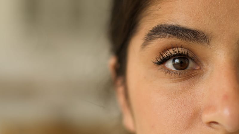 שיקום מנגנון הסיכוך הטבעי של העין (חימום וסחיטת בלוטות)