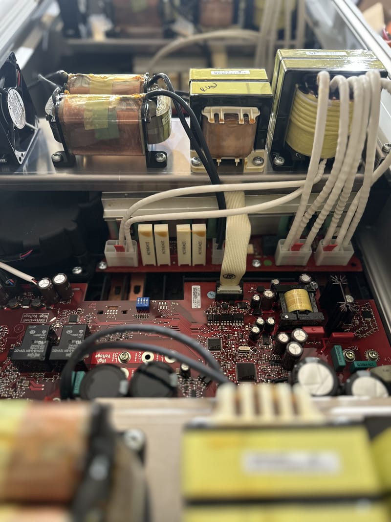 Nem működik a kapunyitó vagy az okosotthon rendszer? Sokszor a vezérlőelektronika a hibás