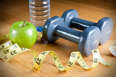 Abnehmen mit Intervallfasten: Nachhaltig Gewicht verlieren ohne radikale Diat