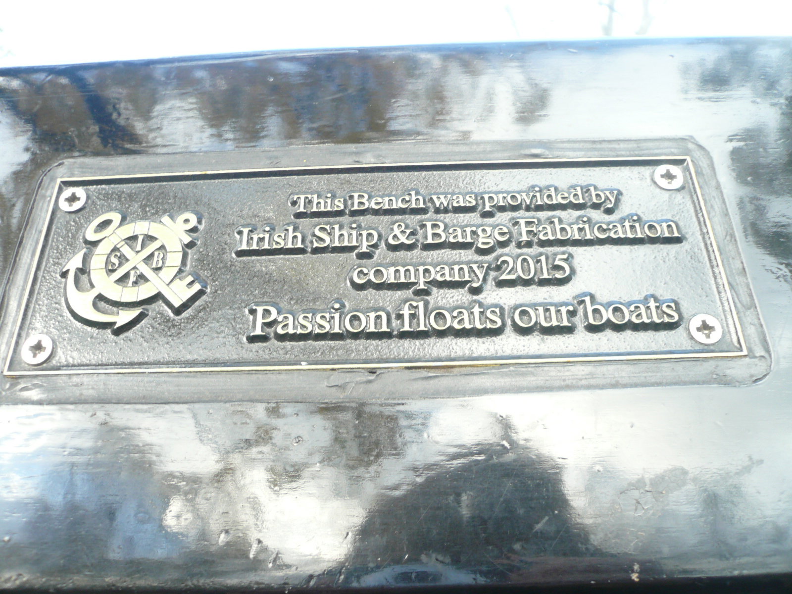 2017 11 Grand Canal Dublin Irish Ship and Barge Fabrication bench