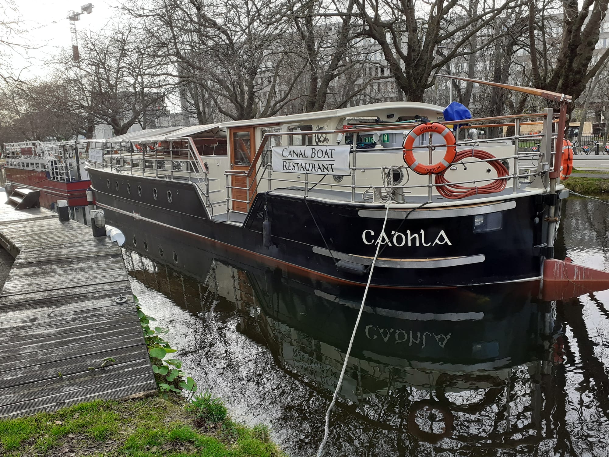 2020 03 19th Grand Canal Mespil Road Dublin restaurant boat