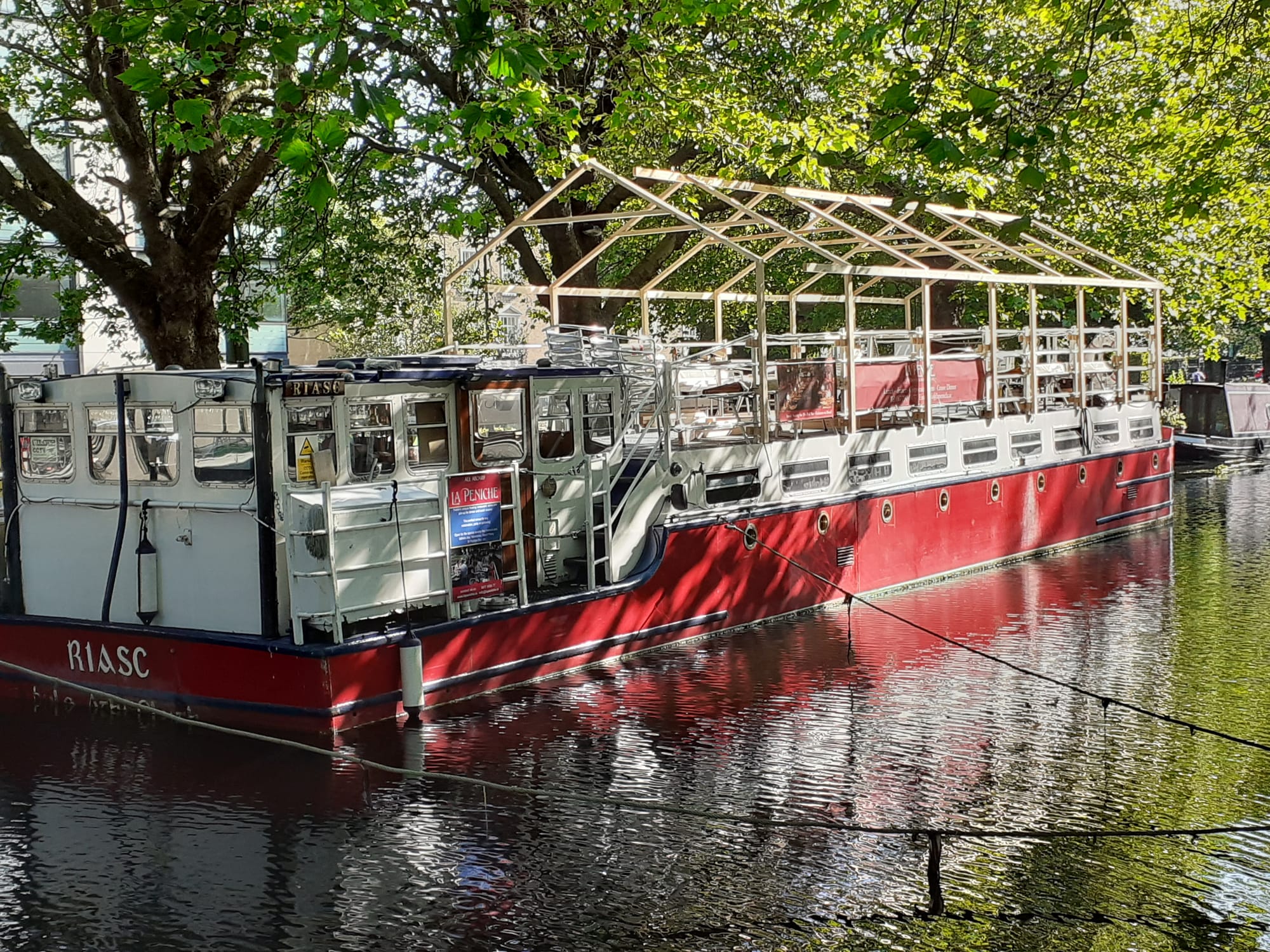 2020 05 01st Grand Canal Dublin Baggot Street Riasc Restaurant extends upwards