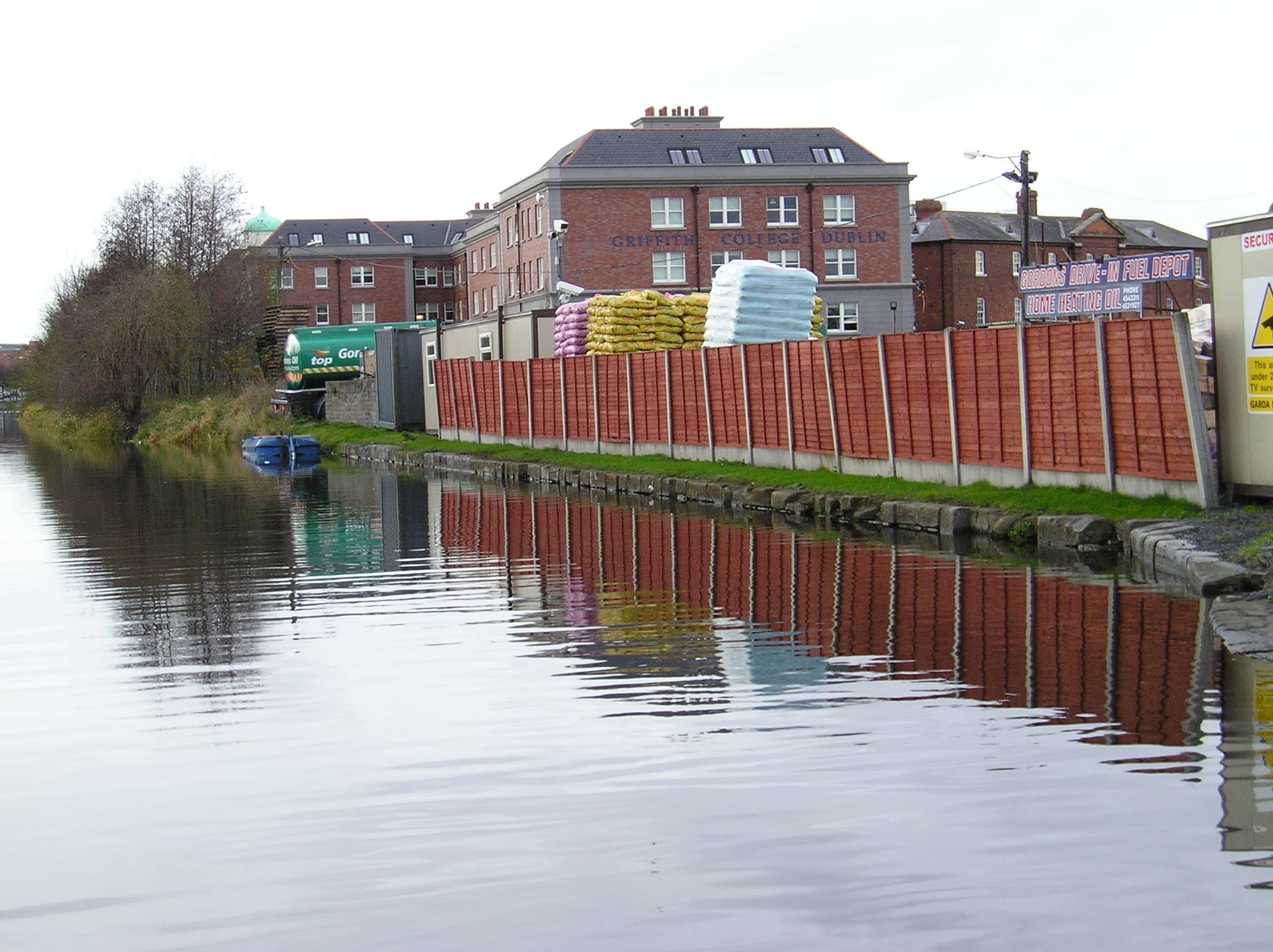 2008 01 Grand Canal Harolds Cross Gordons Coalyard