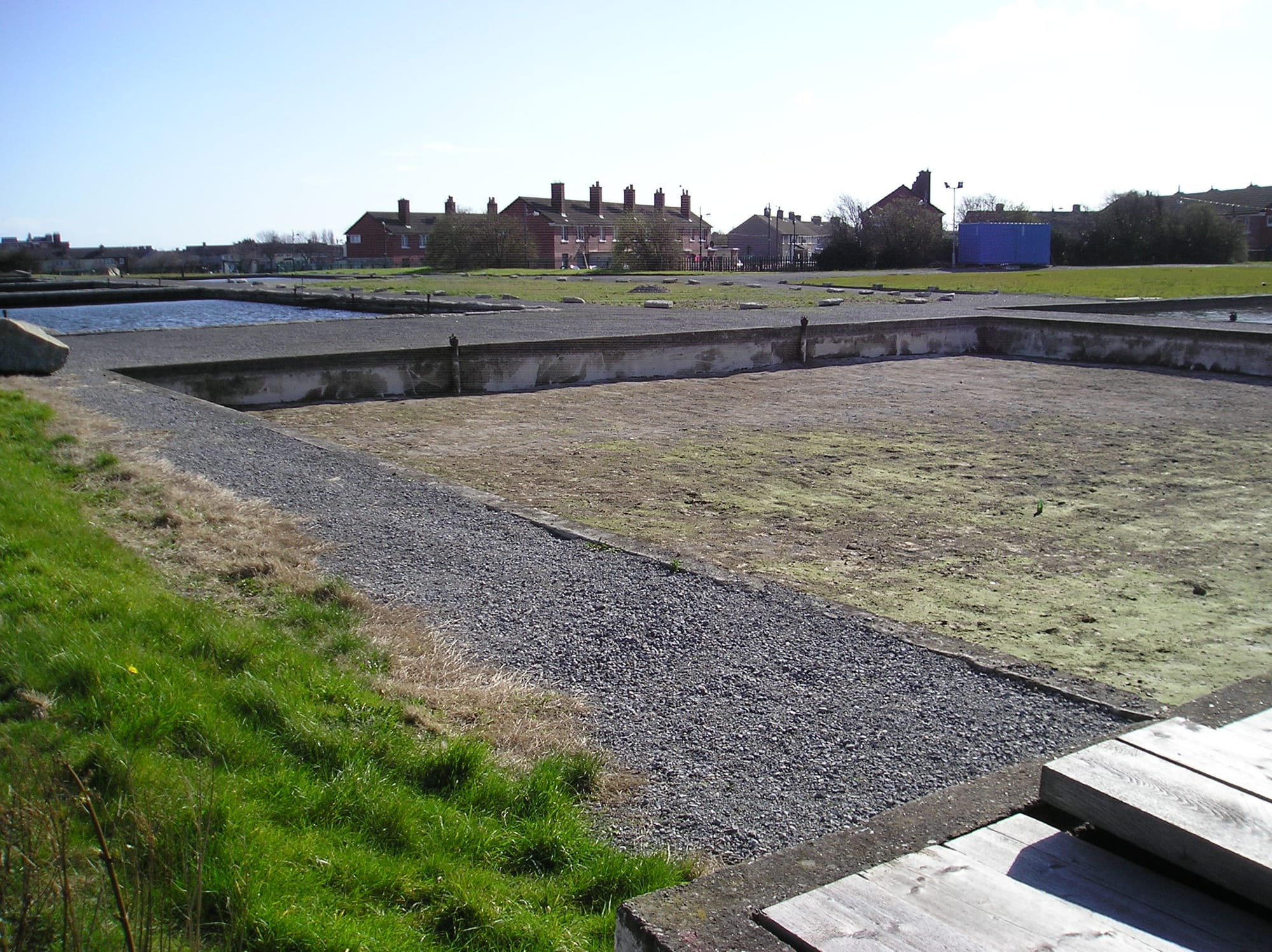 2008 03 Grand Canal Dublin Lock 3 DCC filter beds