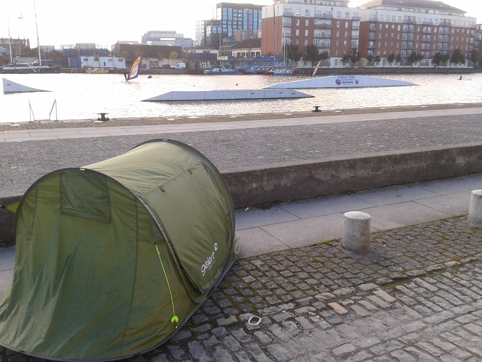 2016 10 02nd Grand Canal Basin Dublin homeless tenting during the housing crisis