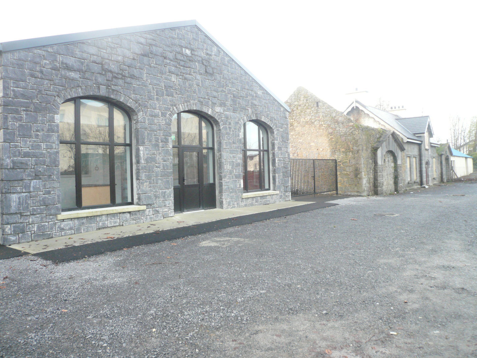 2017 12 Grand Canal Ballinasloe, former Ballinasloe Harbour stores and offices