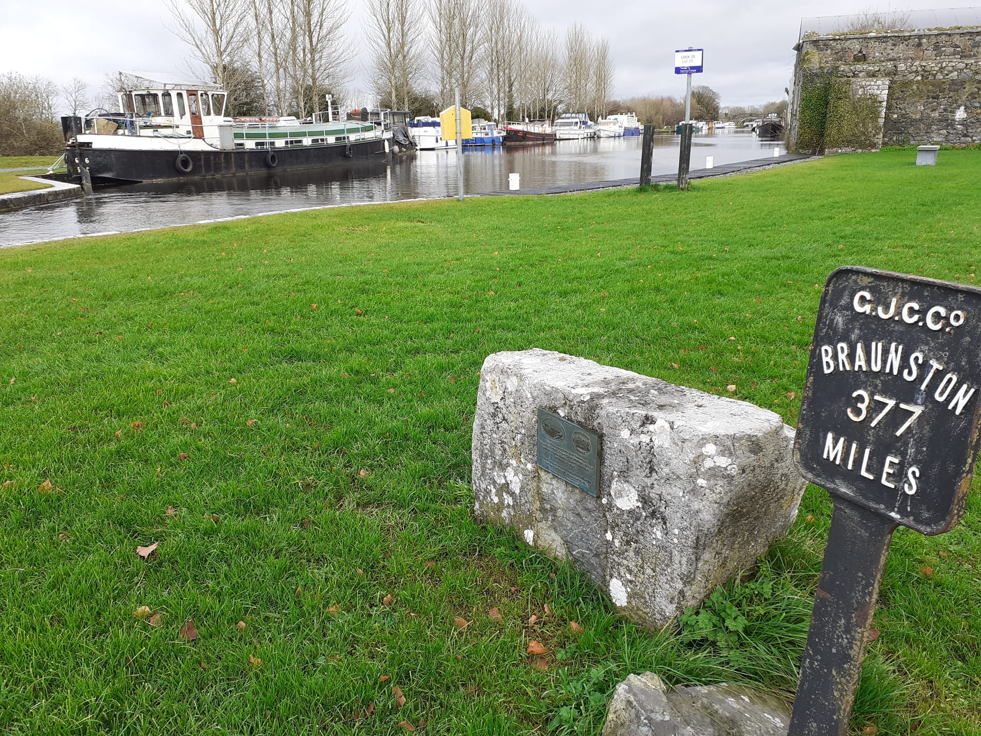 1996 06 22nd Grand Canal Shannon Harbour twinned with Braunston England