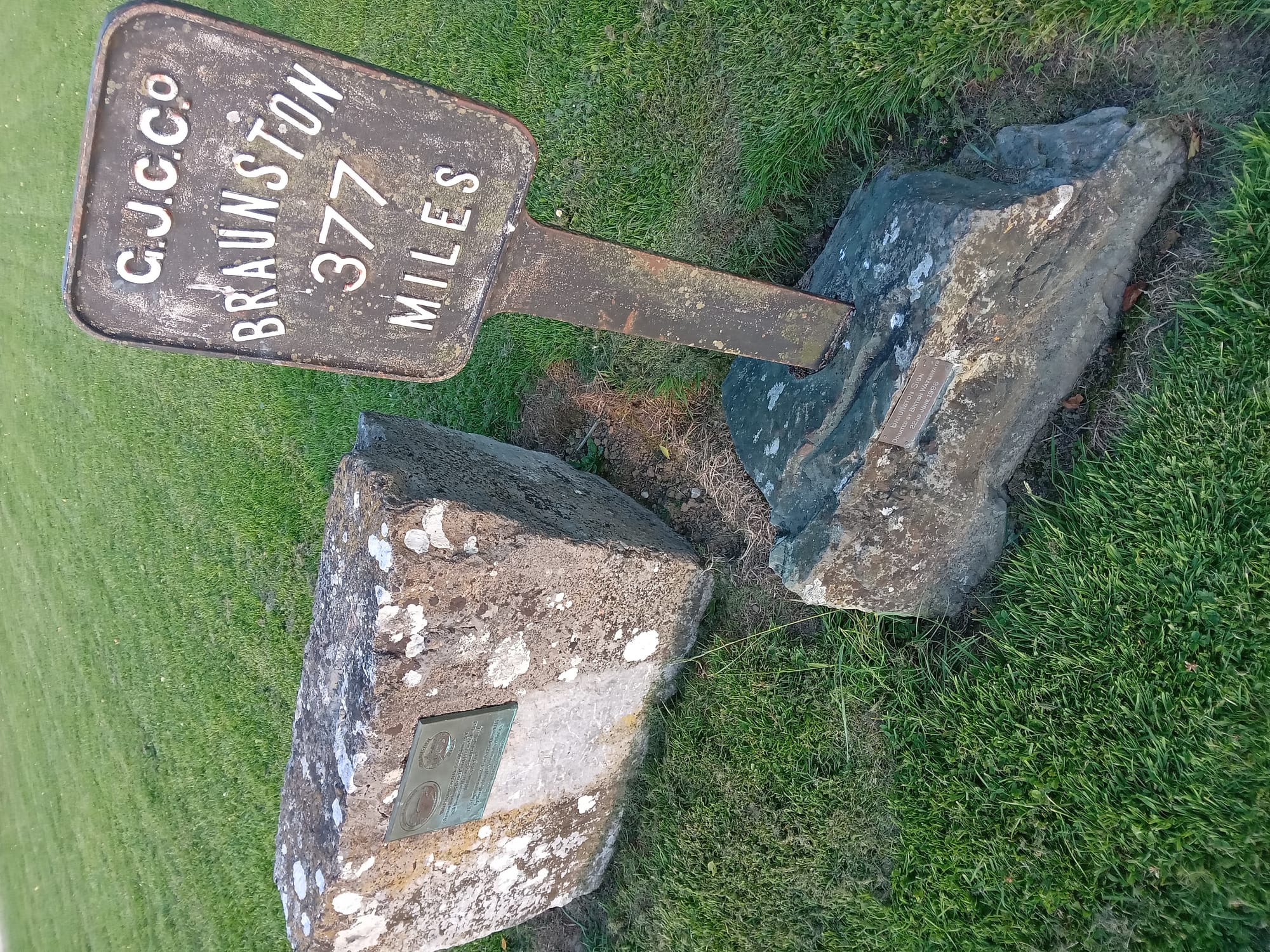 2025 06 20th Grand Canal Shannon Harbour twinned with GUC Braunston UK