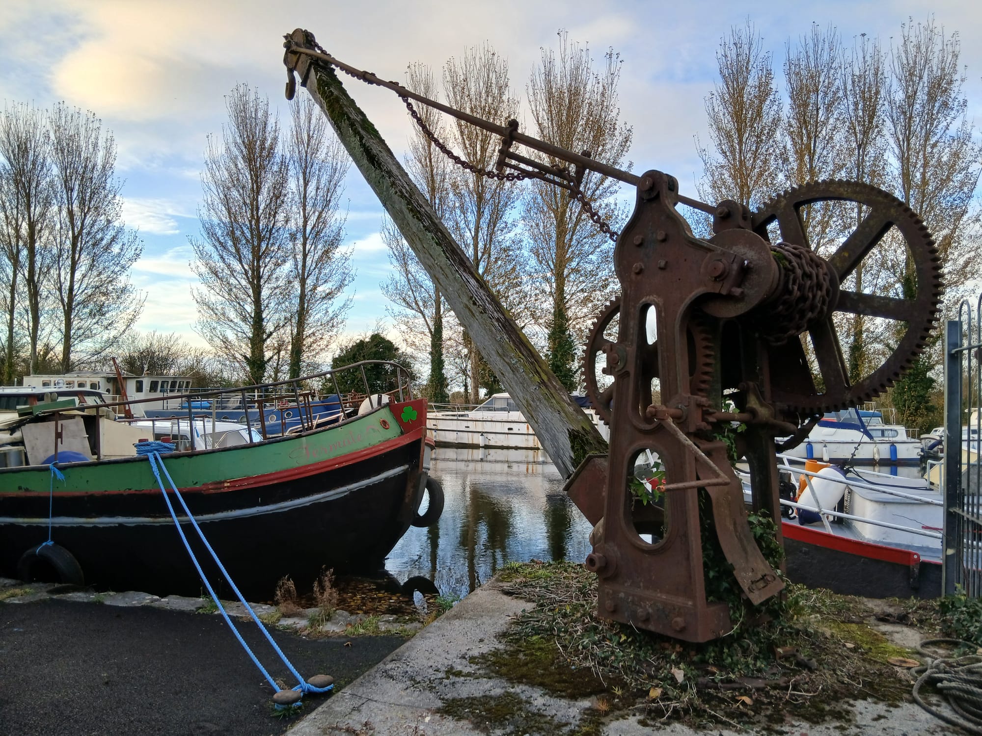 2025 10 24th Grand Canal Shannon Harbour crane for barge loading