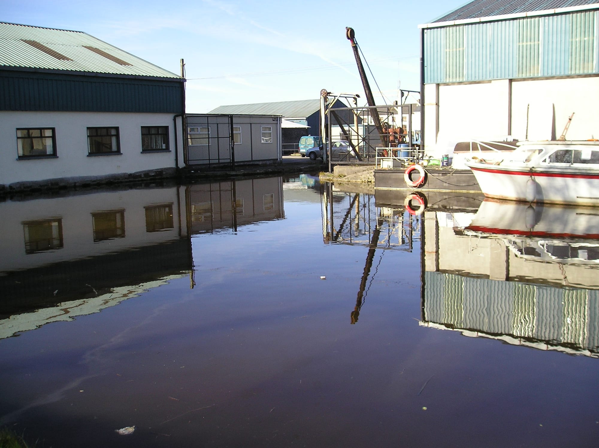 2008 03 Grand Canal Tullamore Harbour, inner basin locked from public access