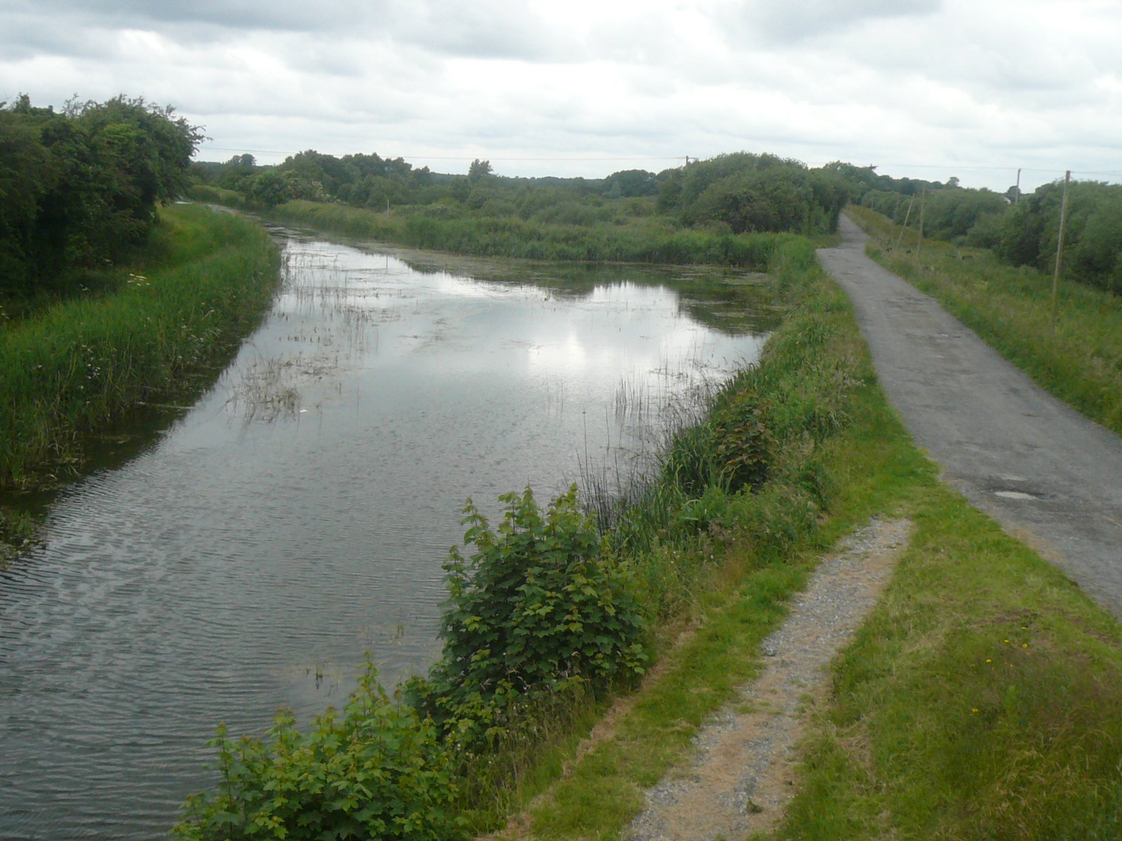 2016 06 Grand Canal Robertstown former Blackwood feeder replaced by Milltown feeder