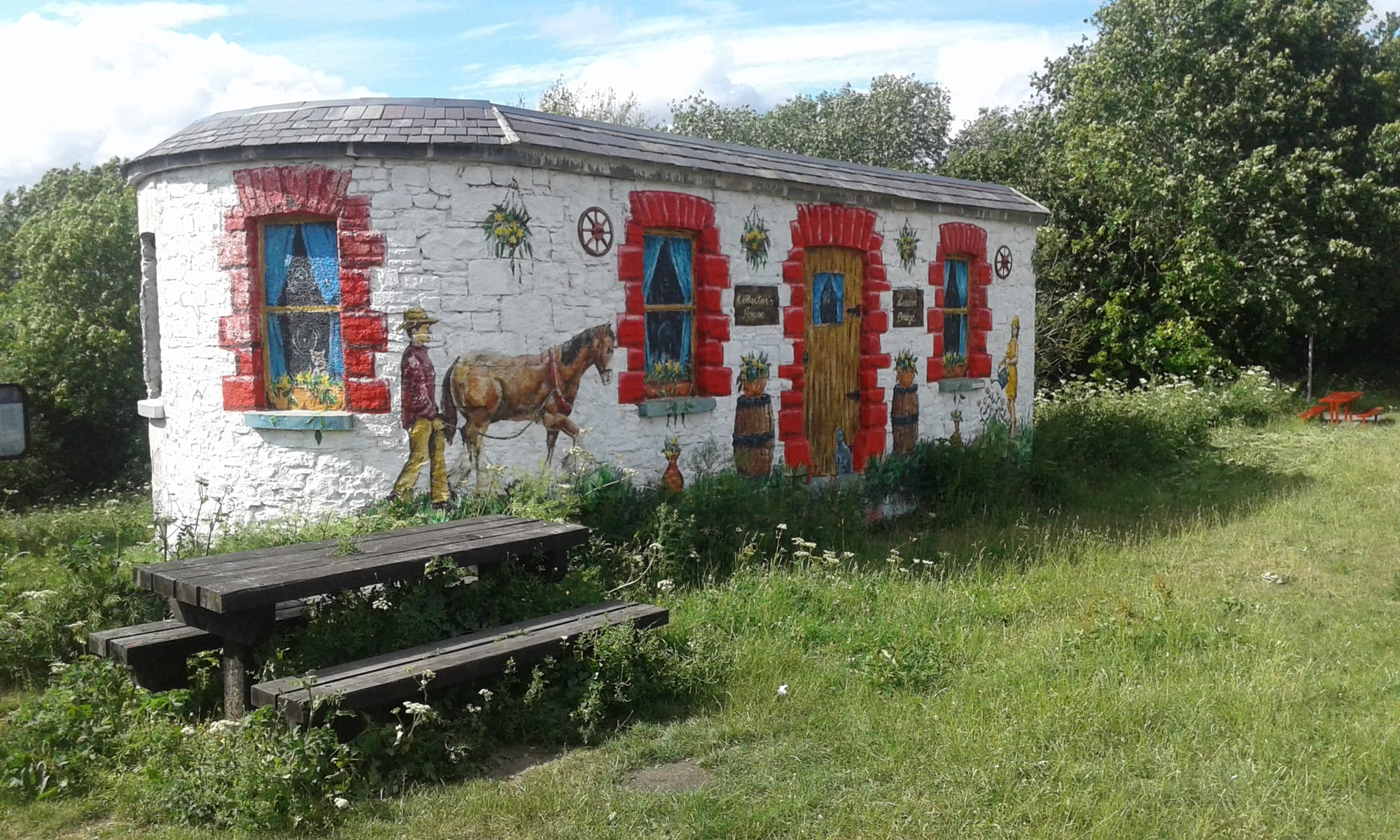 2018 06 15th Royal Canal Leixlip Louisa Bridge Spa Toll Keepers House