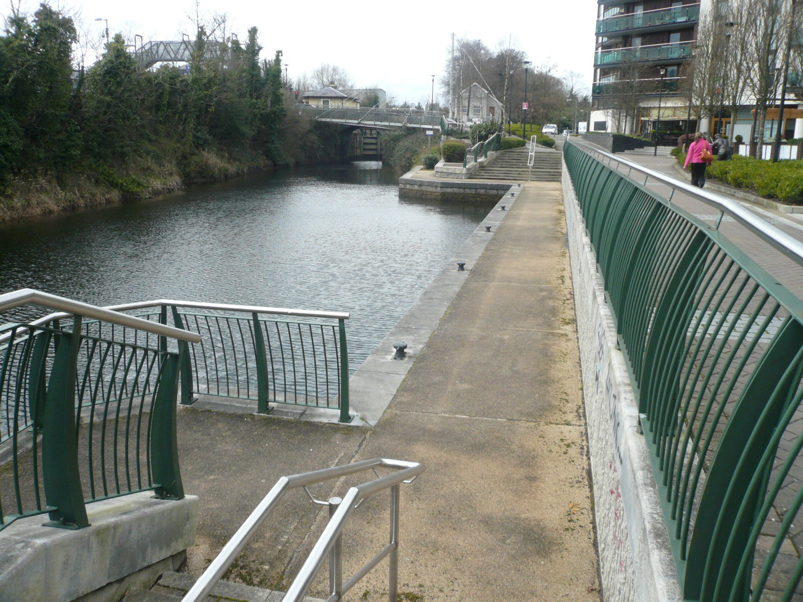 2016 04 Royal Canal Dublin Ashtown Lock 10 new harbour by Castlethorn Construction