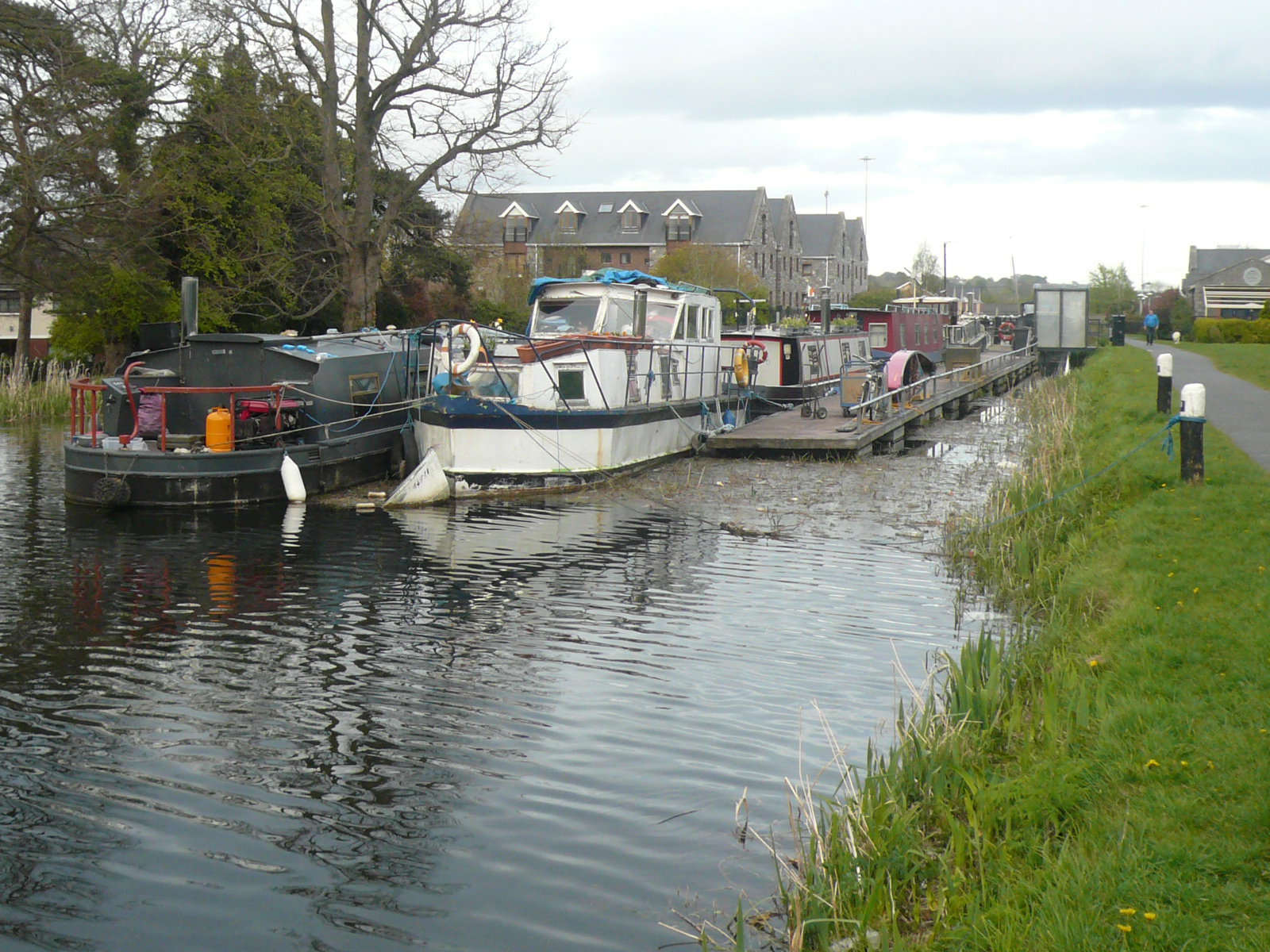2016 07 Royal Canal Dublin lock 12 Castleknock Blanchardstown