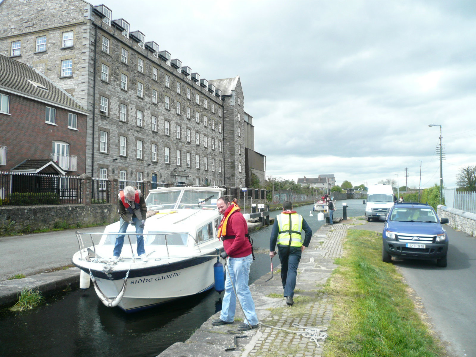 2017 04 29th Royal Canal Lock 6 Phibsboro, IWAI rally into Dublin