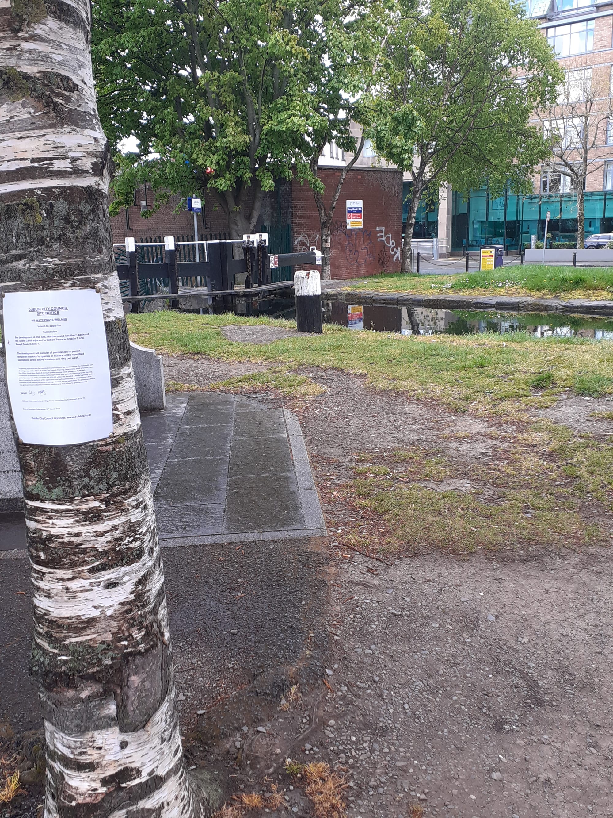 2020 05 01st Grand Canal Dublin Mespil Road canalside markets planning application