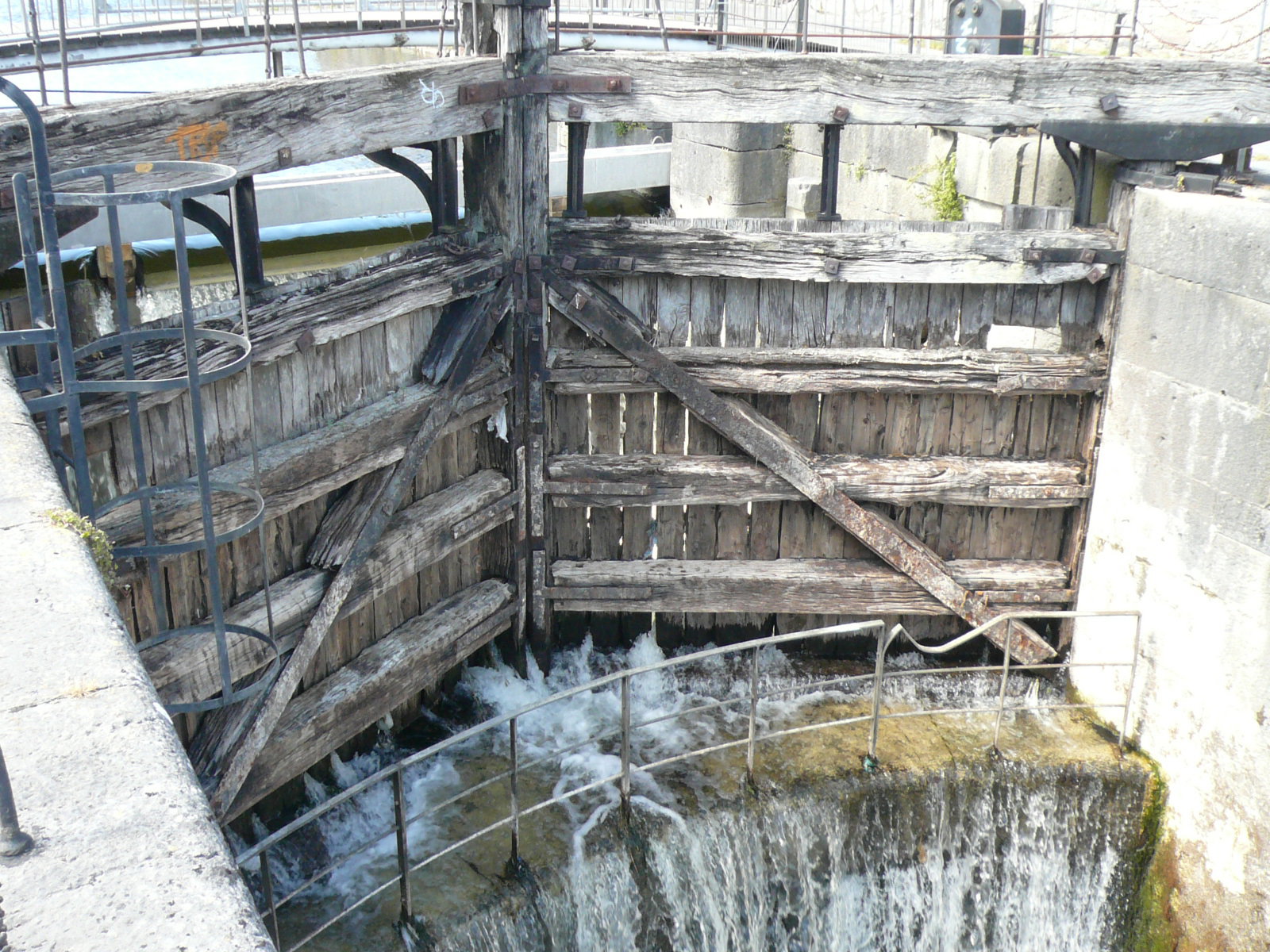 2015 07 Lough Corrib Eglinton Canal Parkavera Lock Galway, old gates about to collapse