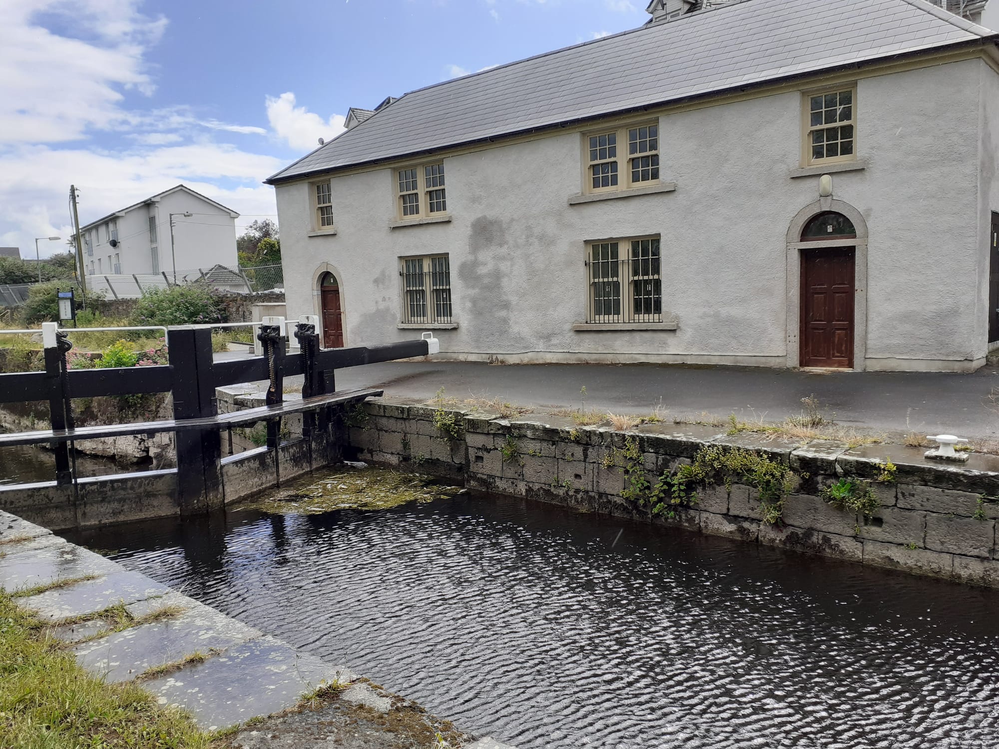 2020 06 27th River Barrow Carlow, restored lock keepers house