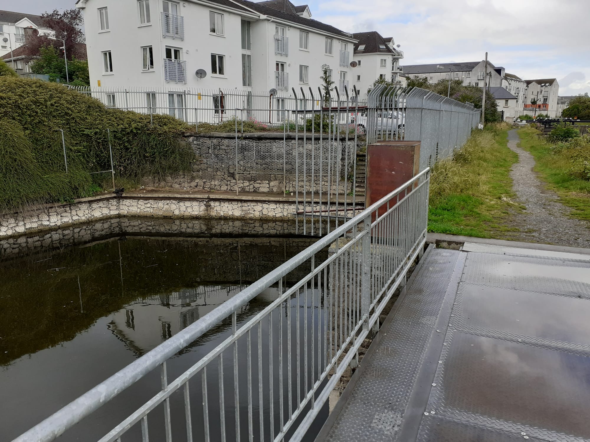 2020 06 27th River Barrow Carlow, towpath bridge across entrance to new harbour