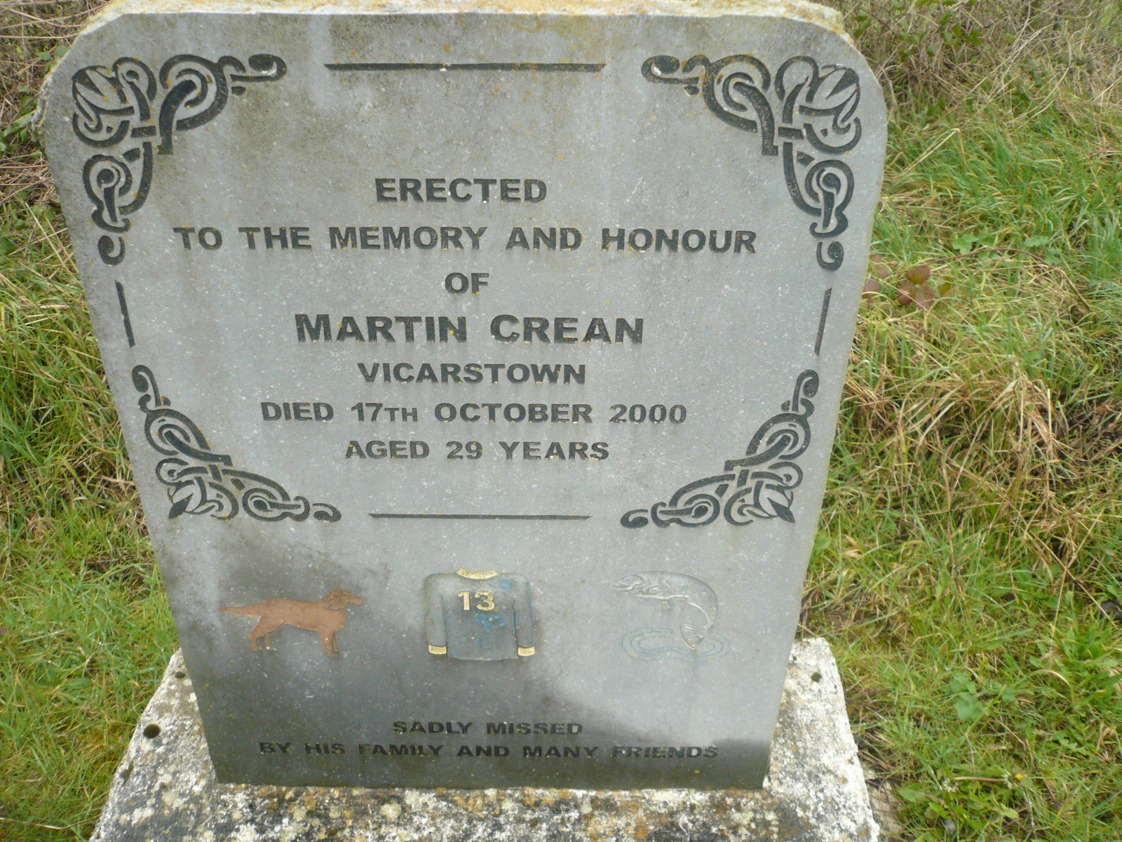 2016 04 Grand Canal Vicarstown, memorial to Crean of the pub and guest house