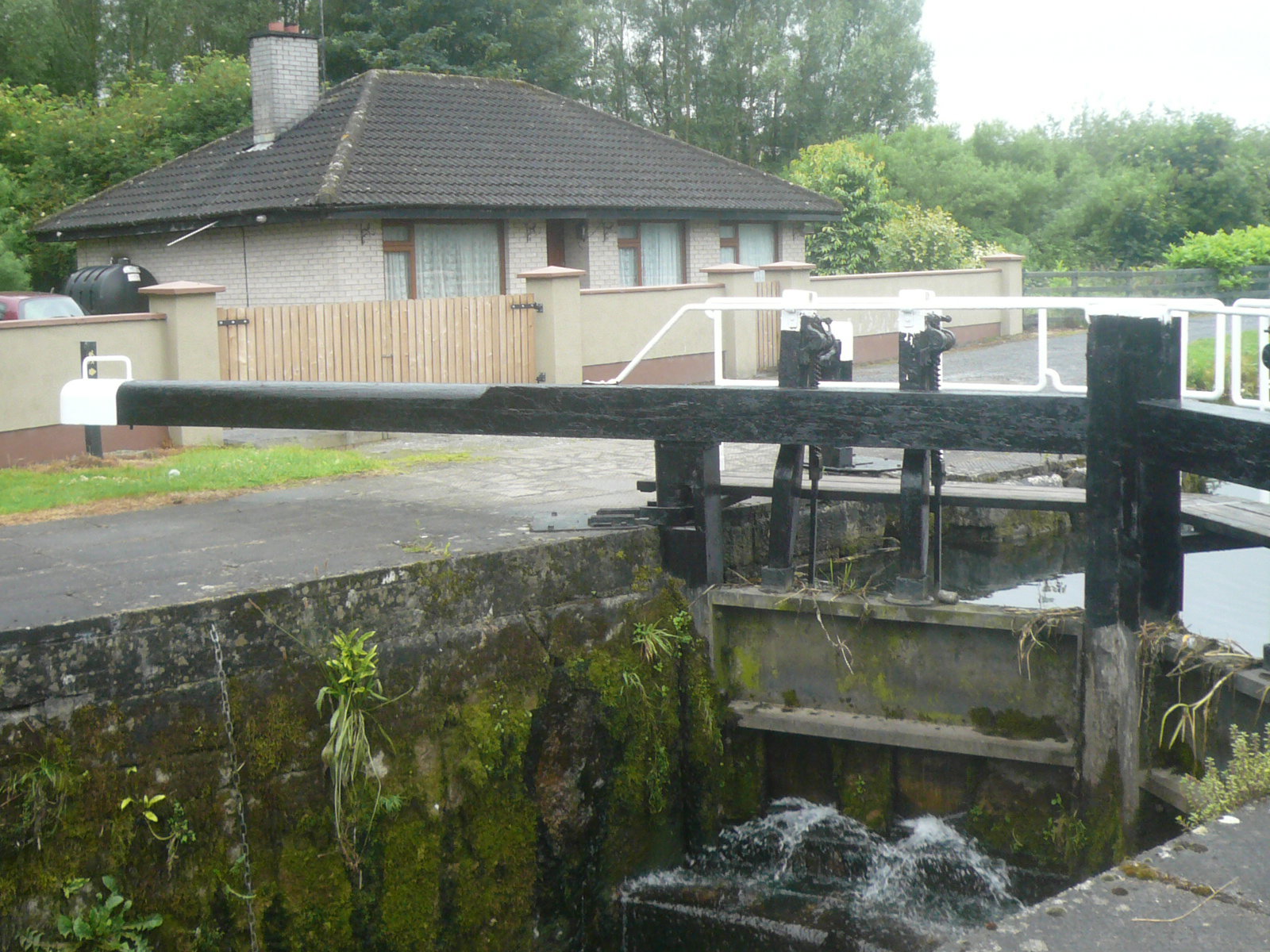 2016 06 26th Grand Canal Barrow Line Athy canal lock onto river Barrow