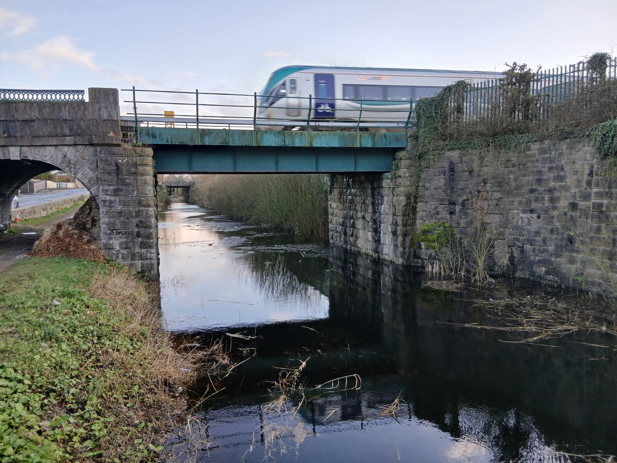 2026 02 22nd River Shannon Athlone Canal, railway crossing