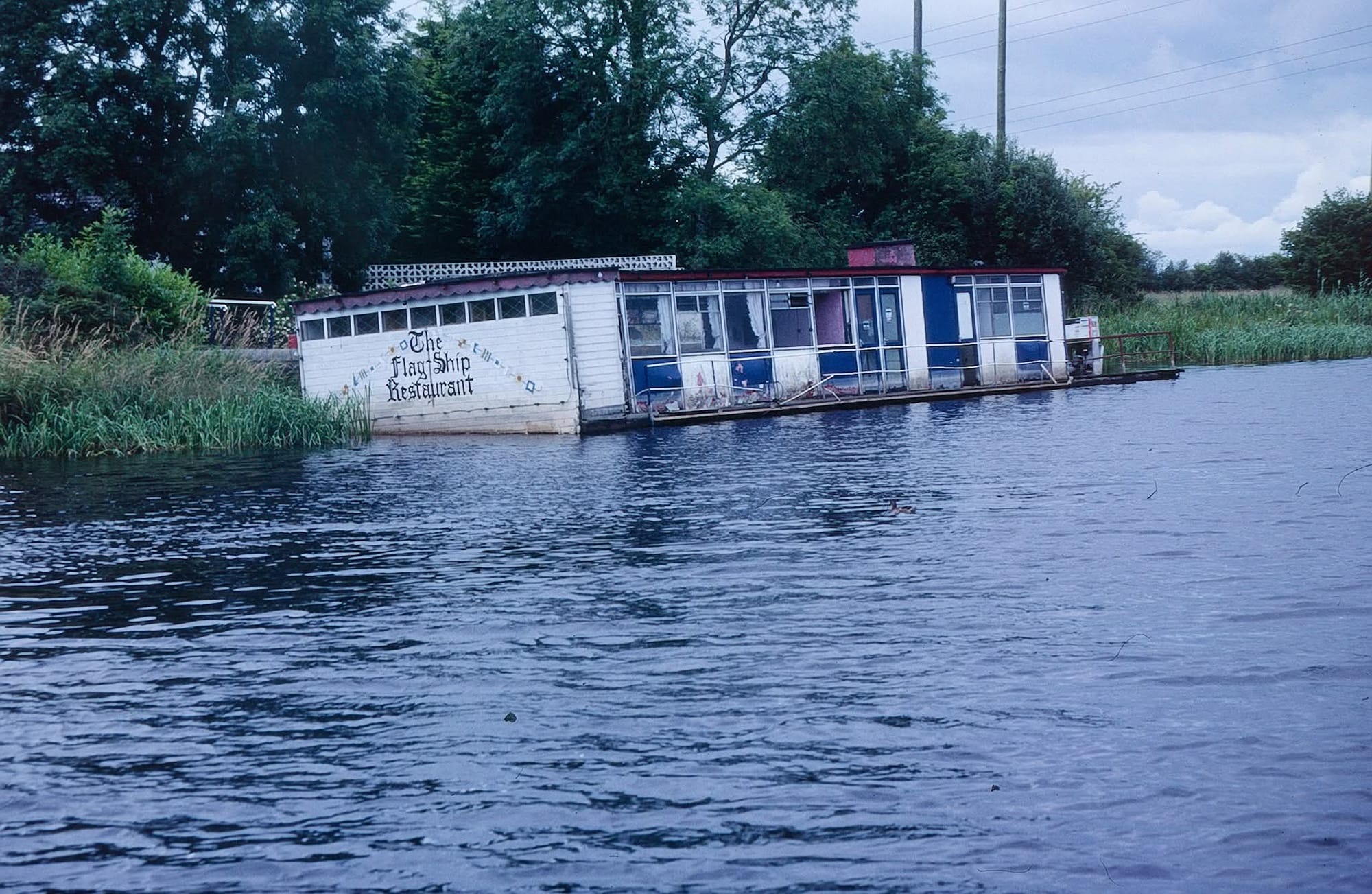 1998 River Shannon Lanesborough  Ronnie Shearers Flagship restaurant sunk by Walter Bourner