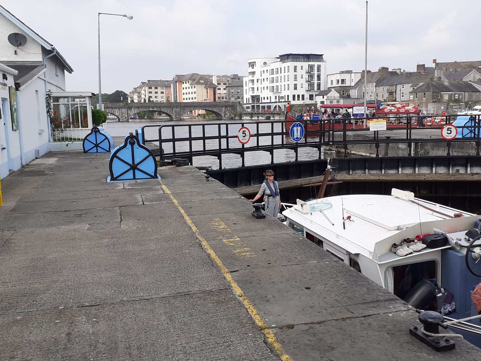 2020 08 15th River Shannon Athlone lock