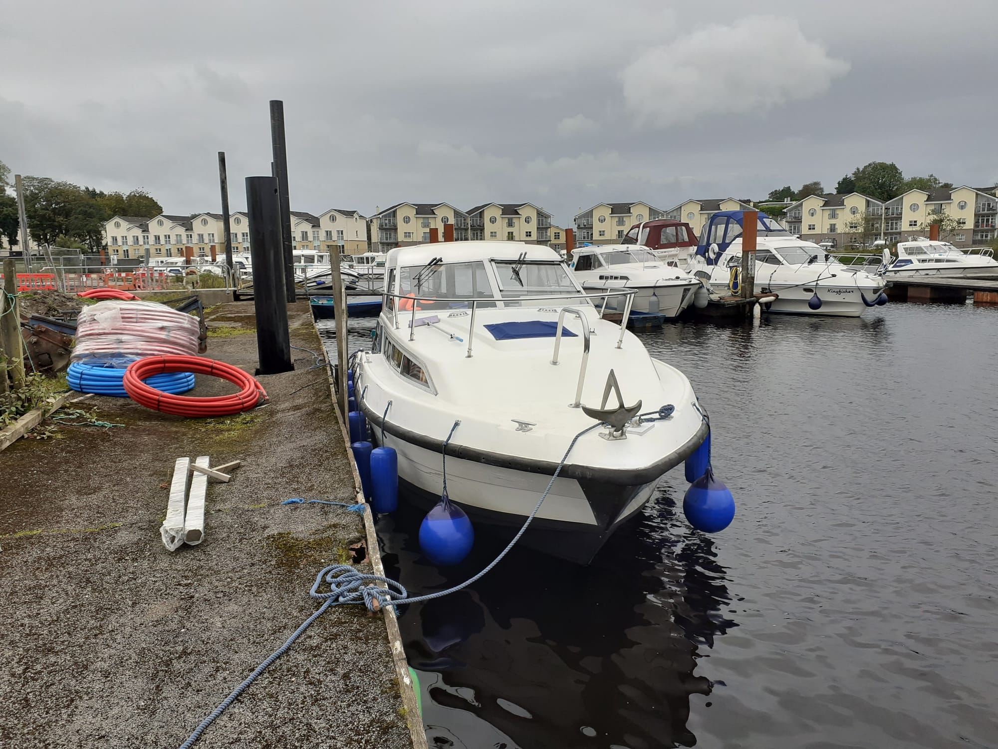 2020 09 12th River Shannon, Carrick on Shannon works for new walkway
