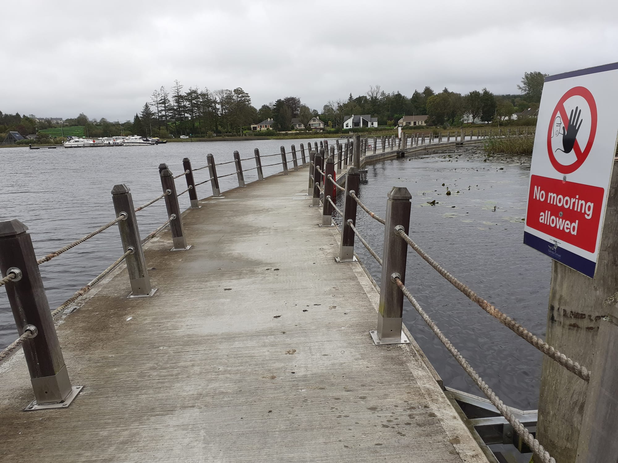 2020 09 13th River Shannon, Drumshanbo, Acres Lake cycleway