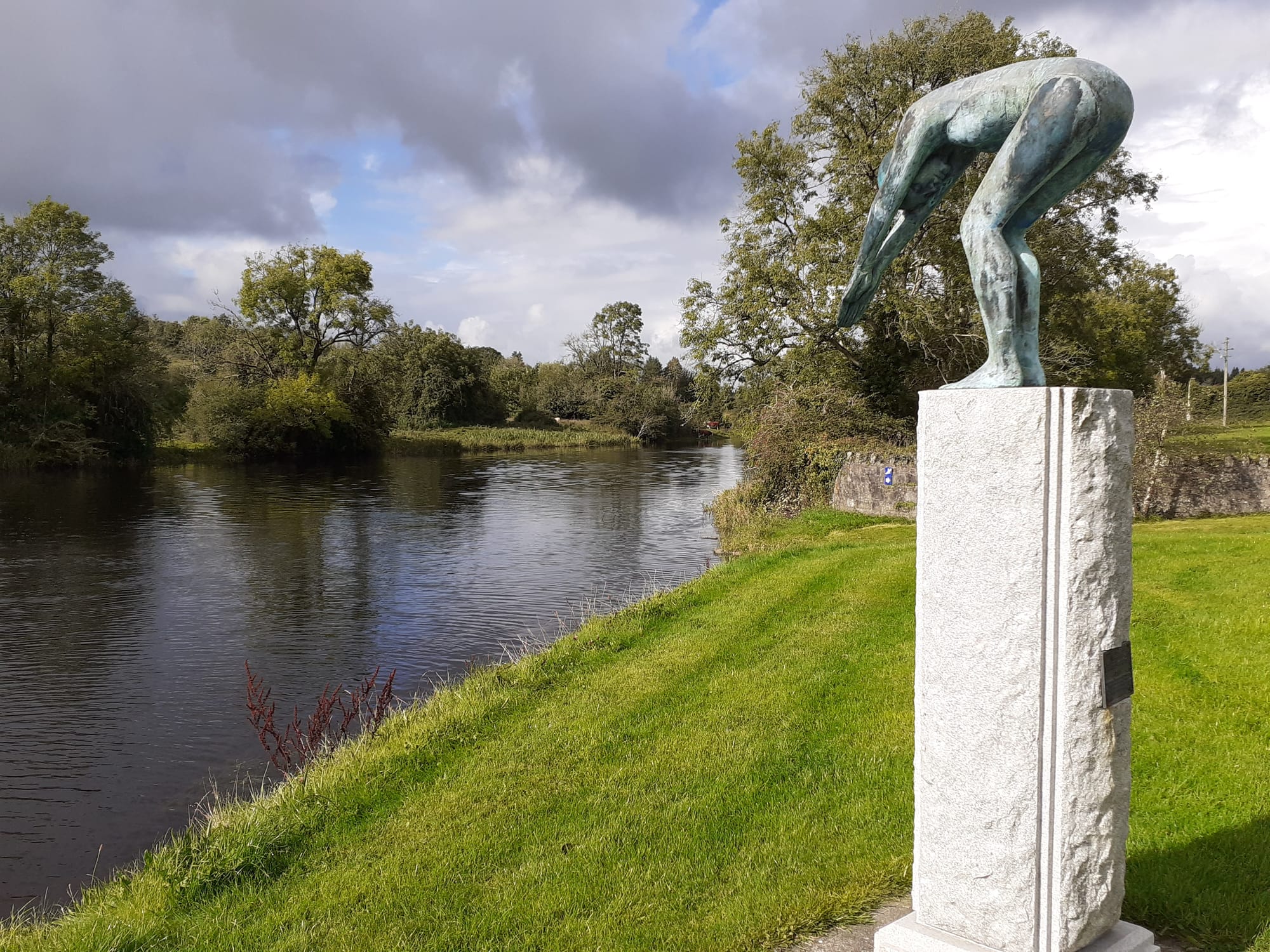 2021 10 River Shannon Drumsna Swimmer
