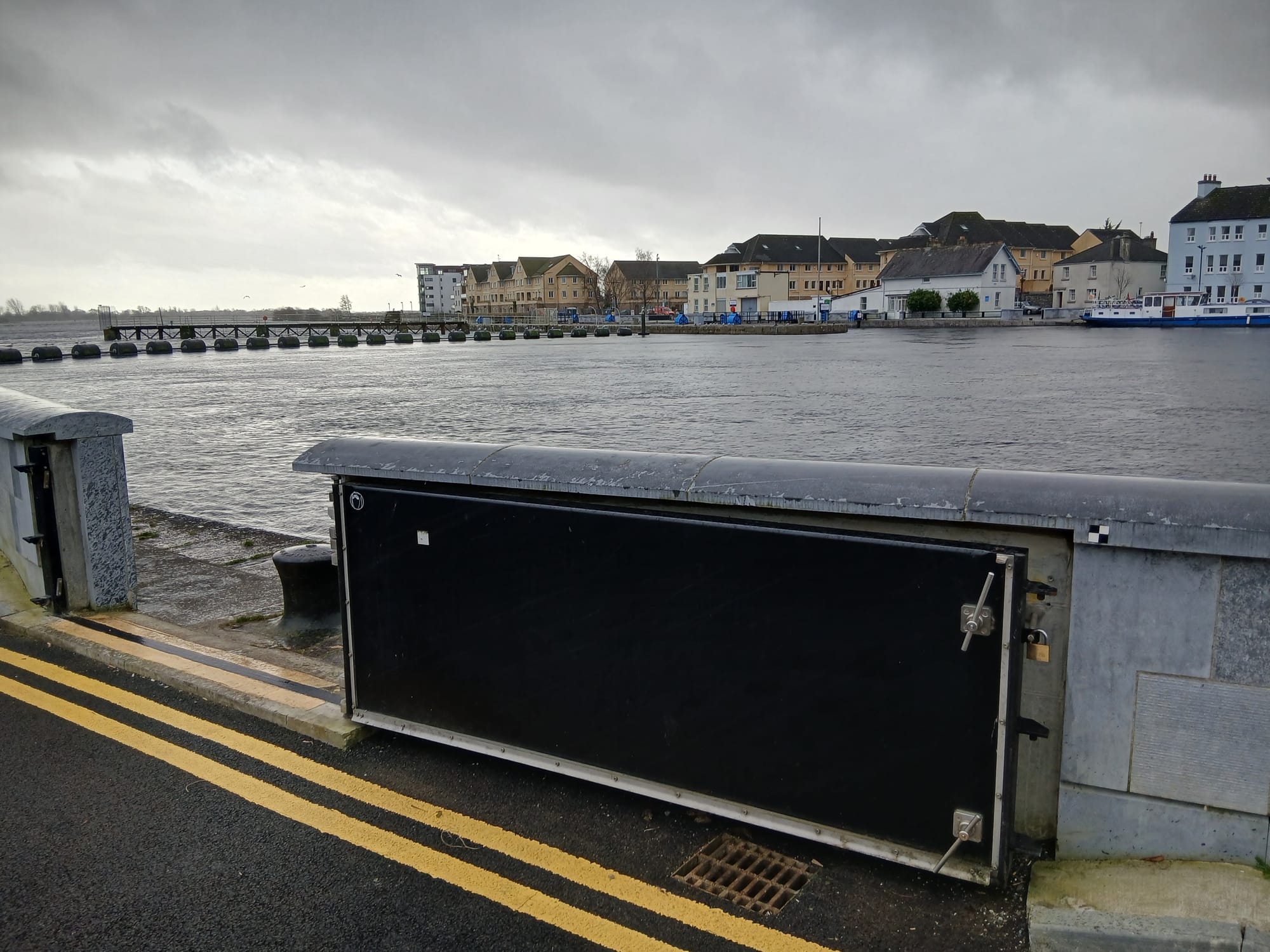 2026 02 22nd River Shannon Athlone new floodgates