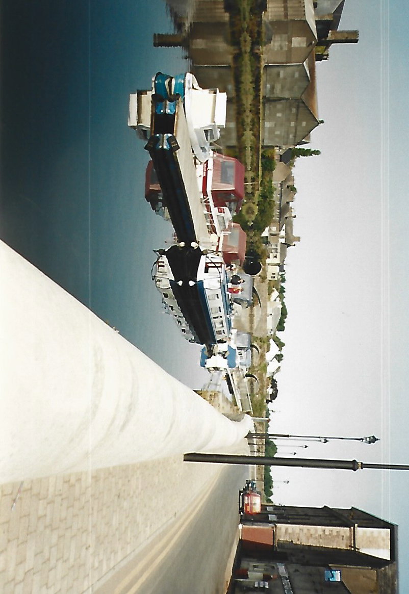 2003 08 River Suir Carrick on Suir new marina