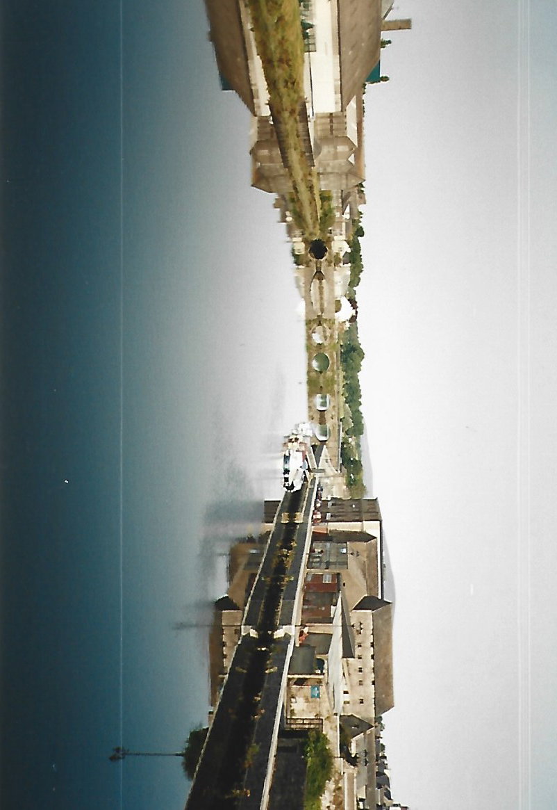 2003 08 River Suir Carrick on Suir new marina